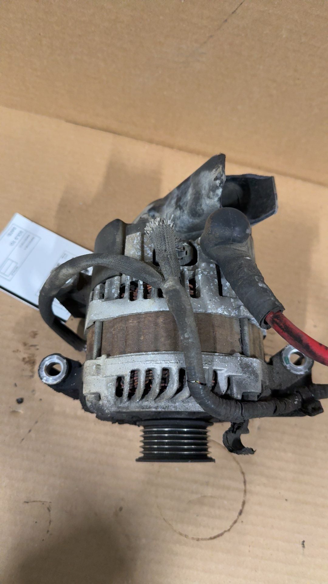 Alternator from a 2006 Mercury Milan, photo 2