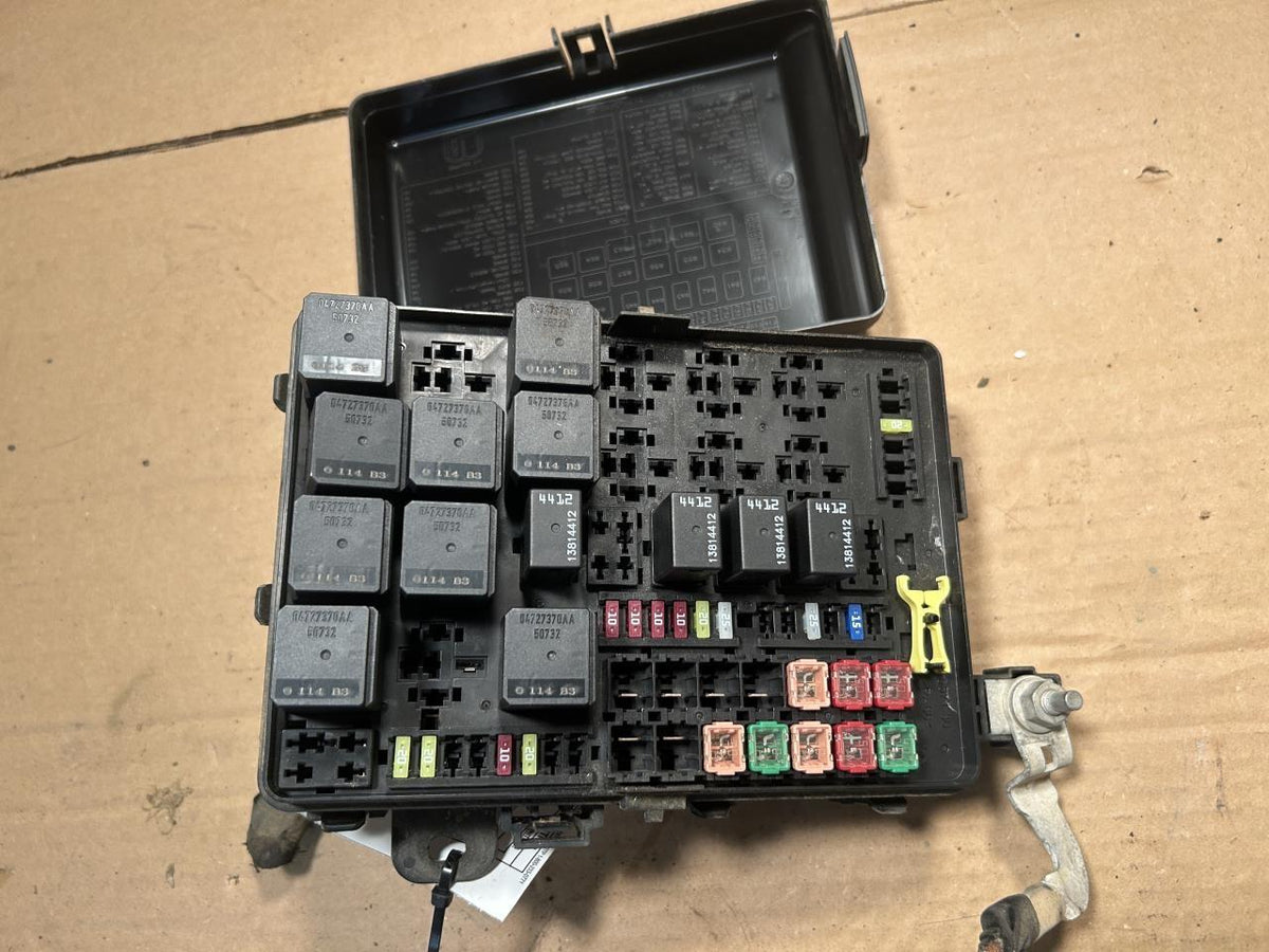 Engine Fuse Box from a 2020 Dodge Challenger, photo 2