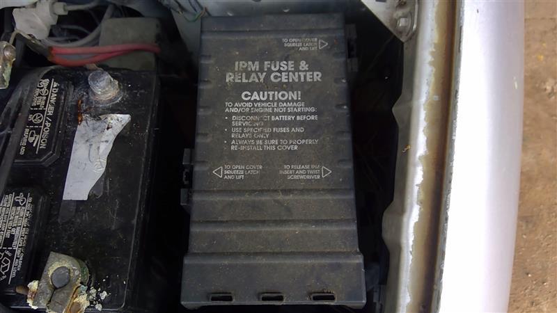 Engine Fuse Box from a 2003 Dodge Caravan, photo 1
