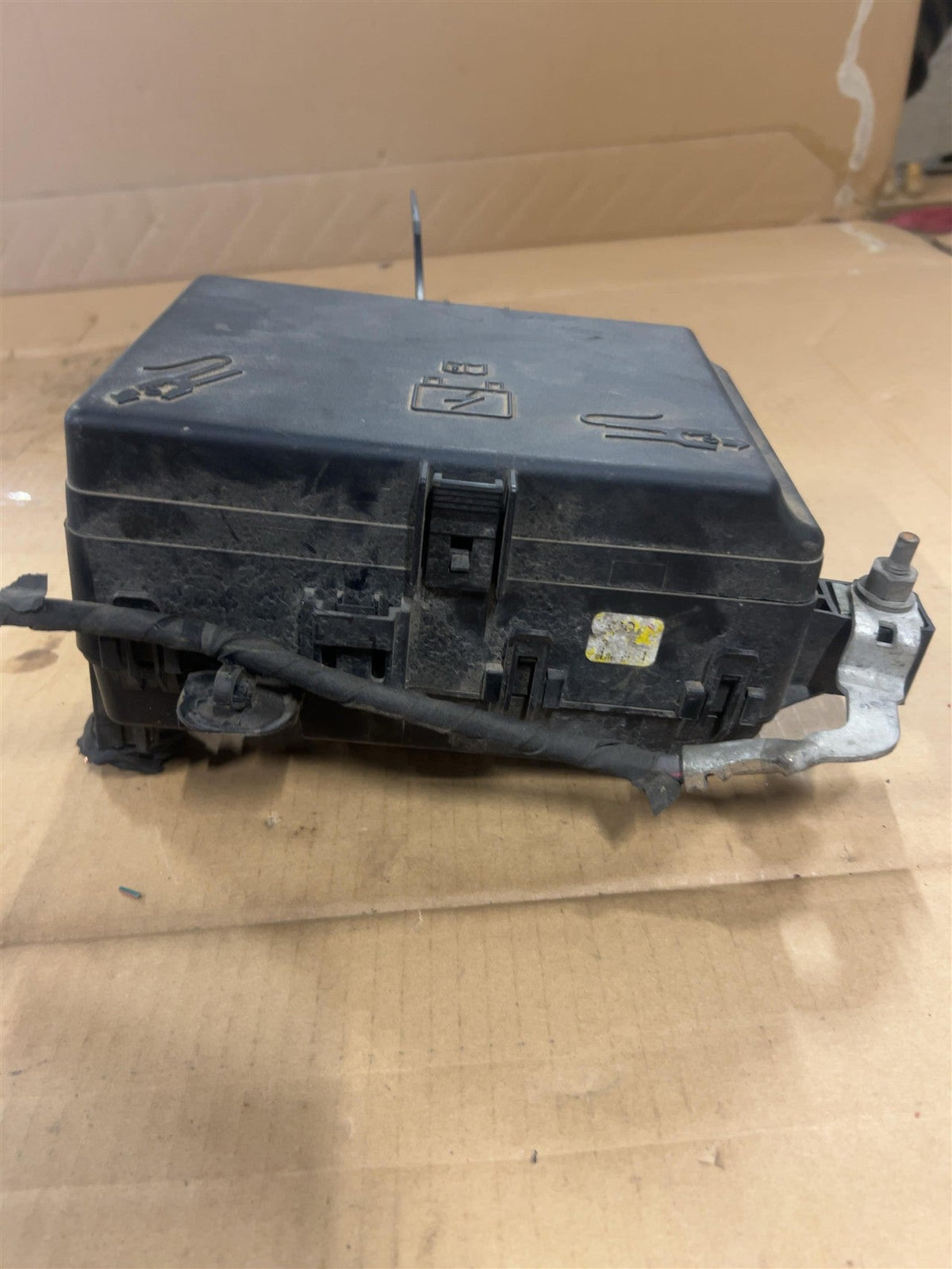Engine Fuse Box from a 2019 Dodge Charger, photo 3