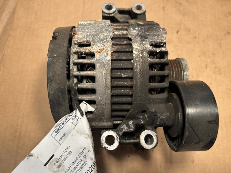 Alternator from a 2008 BMW X5, photo 2