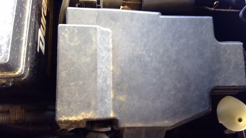 Engine Fuse Box from a 2013 Mazda 6, photo 1