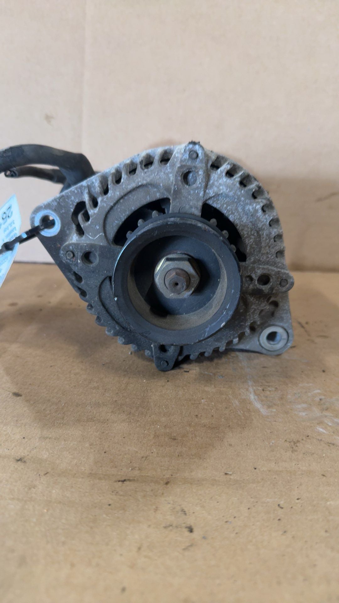 Alternator from a 2004 Honda Accord, photo 1