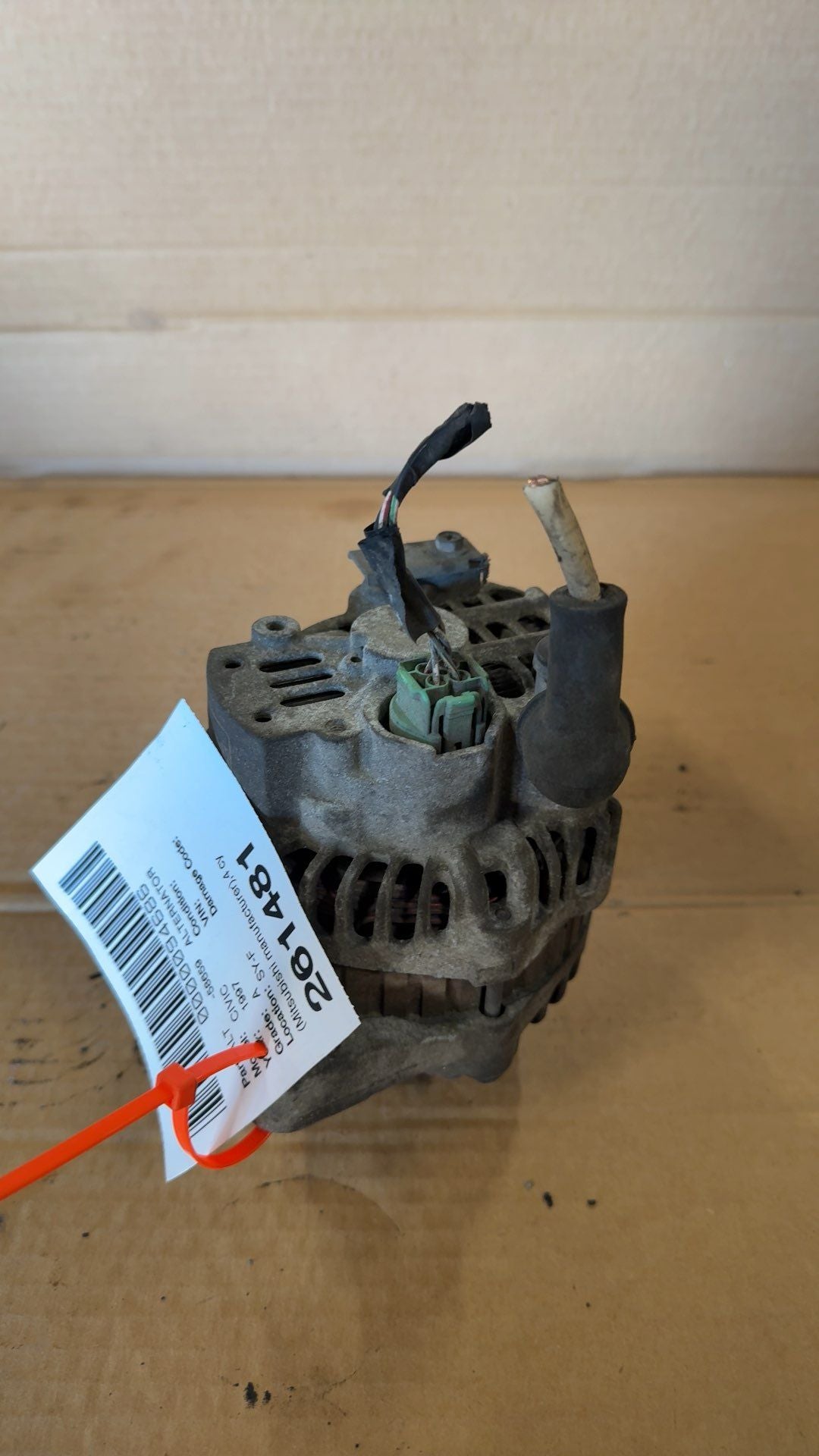 Alternator from a 1997 Honda Civic, photo 2