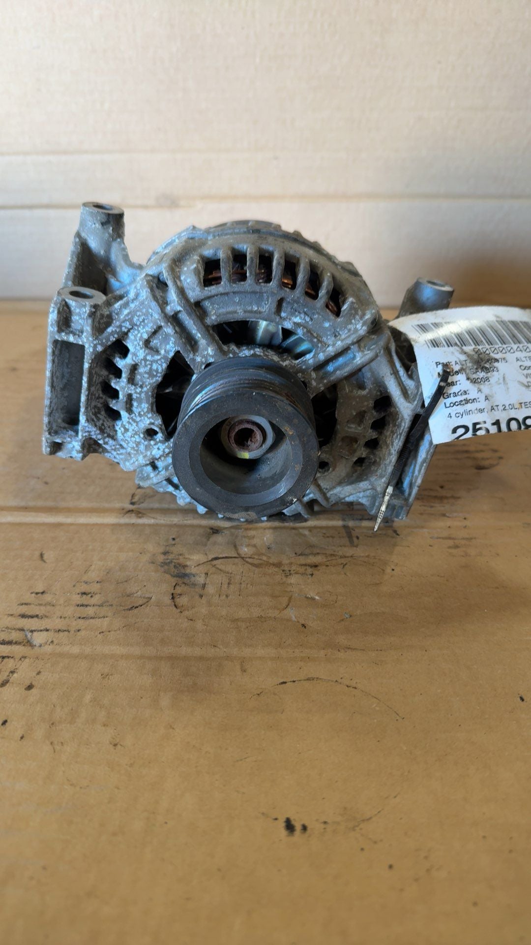 Alternator from a 2008 Saab 9-3, photo 1