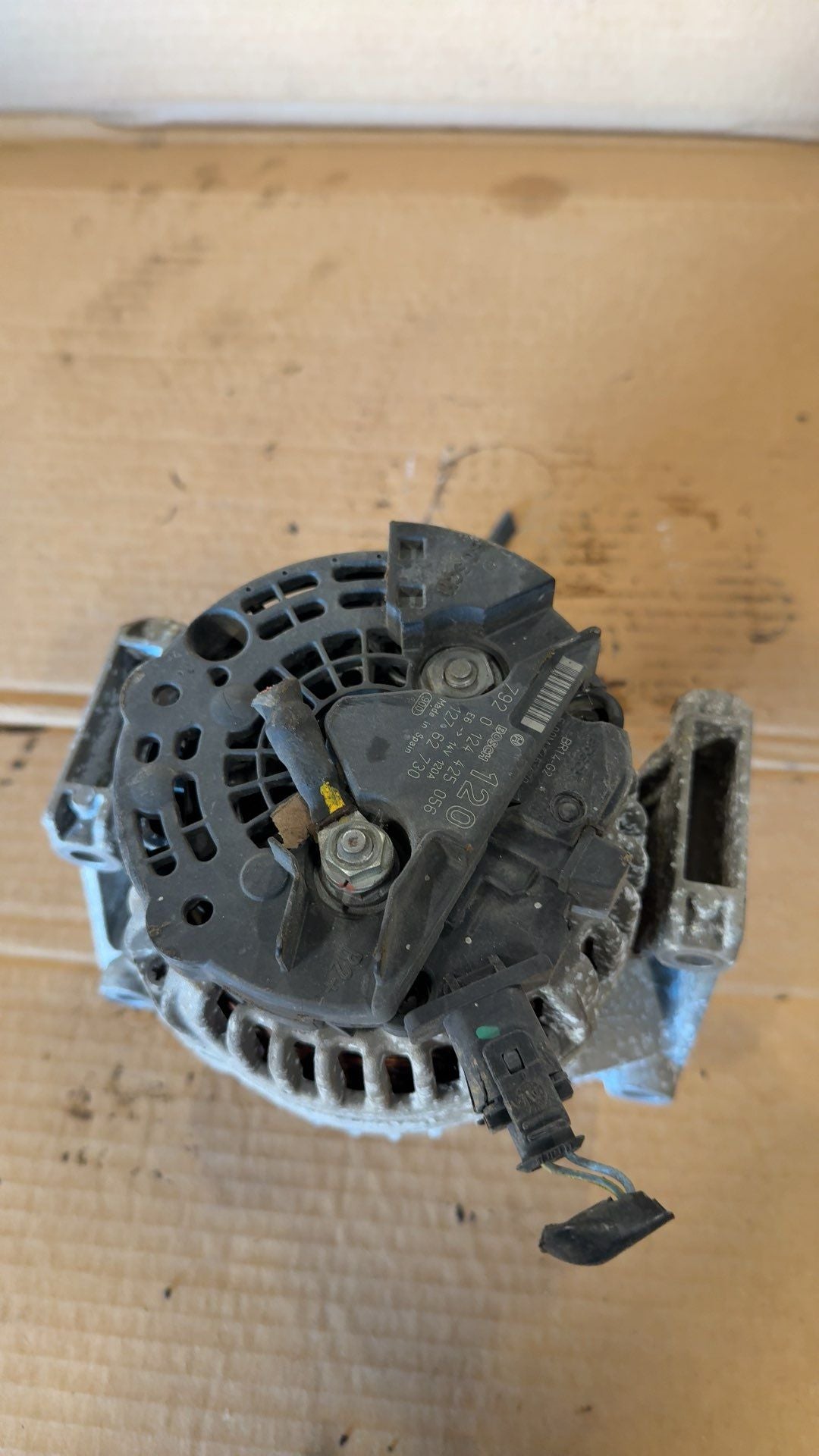 Alternator from a 2008 Saab 9-3, photo 3