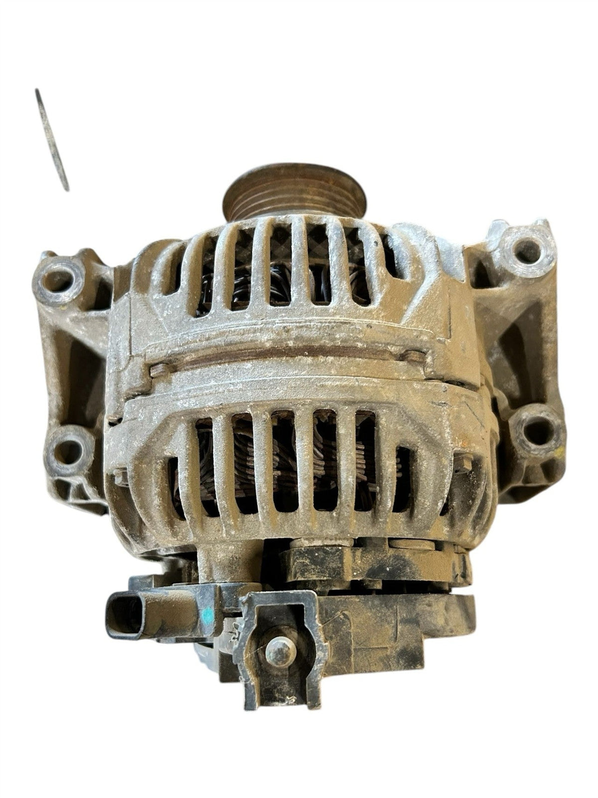 Alternator from a 2004 Saturn L Series, photo 2