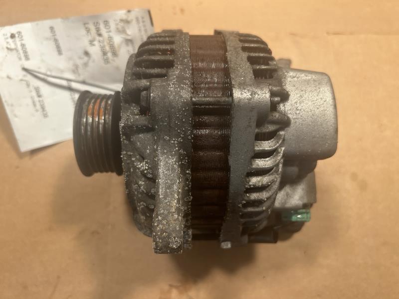 Alternator from a 2009 Subaru Forester, photo 2