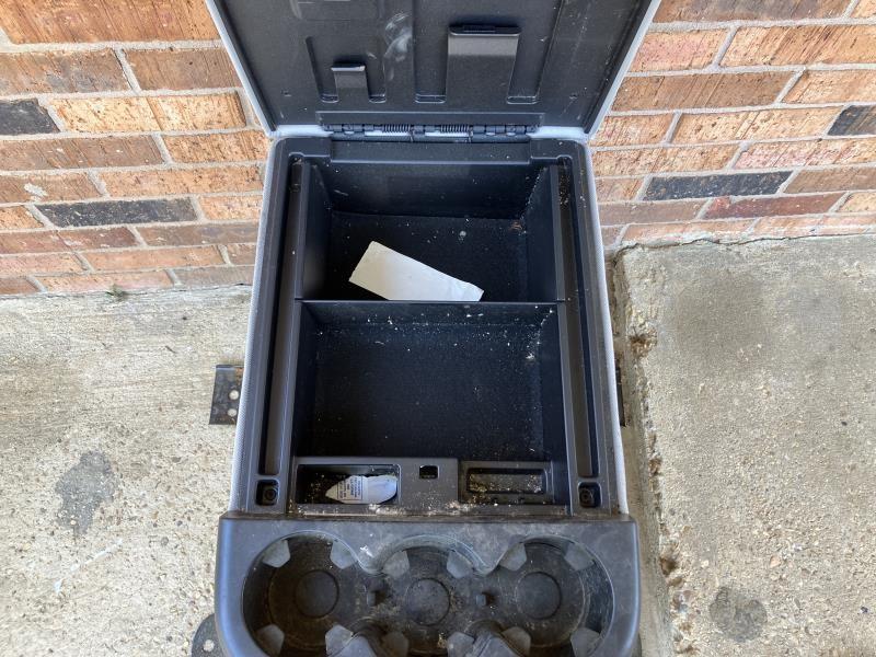 Center Console from a 2010 Chevrolet Silverado 1500, front, photo 4