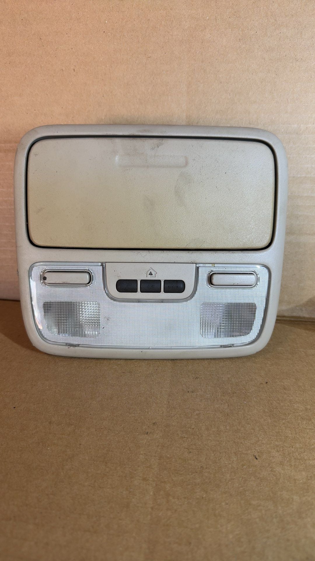 Overhead Console from a 2002 Honda Odyssey, front, photo 1