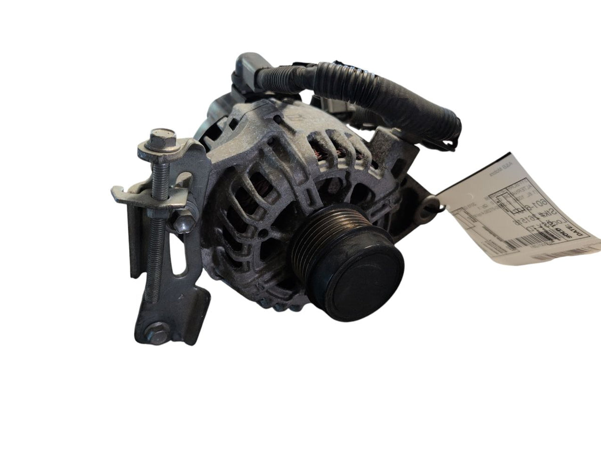 Alternator from a 2015 Toyota Corolla, photo 4