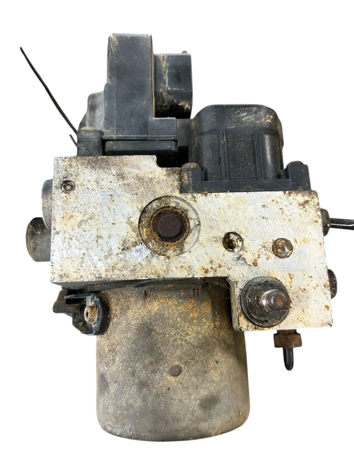 ABS Pump Module from a 2004 Ford F-150, photo 1