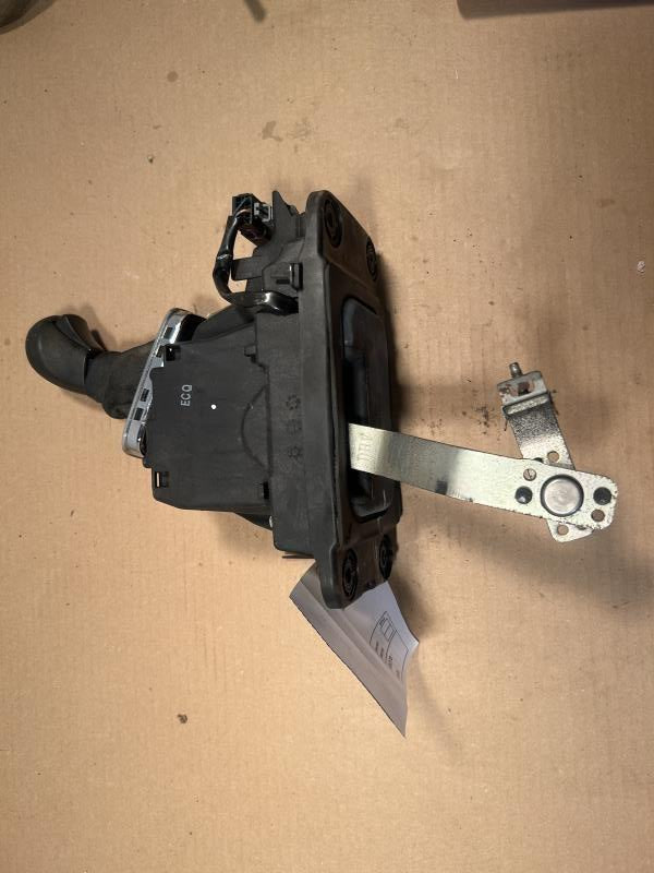Gear Shifter from a 2009 Cadillac CTS, photo 1