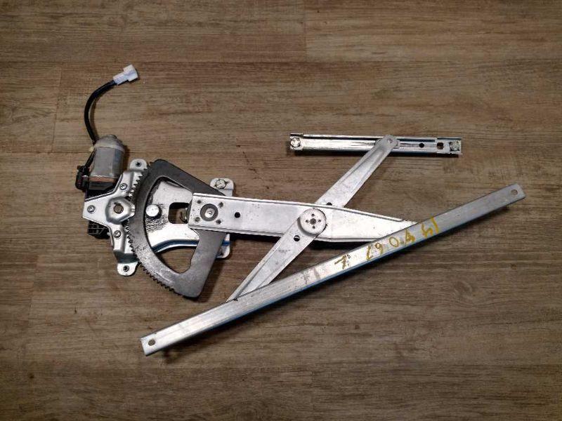 Window Regulator from a 2009 Chevrolet Aveo, front, left side, photo 1