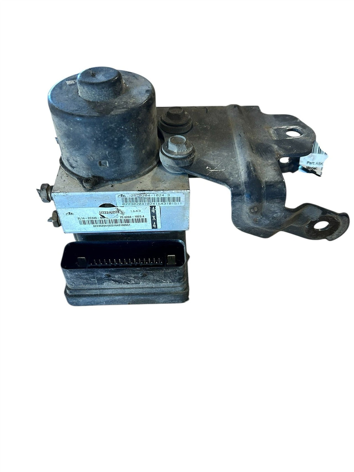 ABS Pump Module from a 2003 Ford Expedition, photo 1