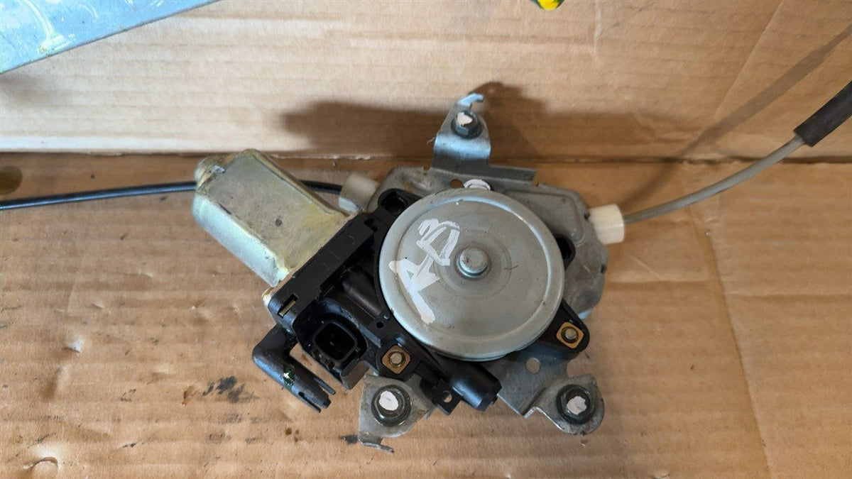 Window Regulator from a 2005 Nissan Sentra, front, right side, photo 2
