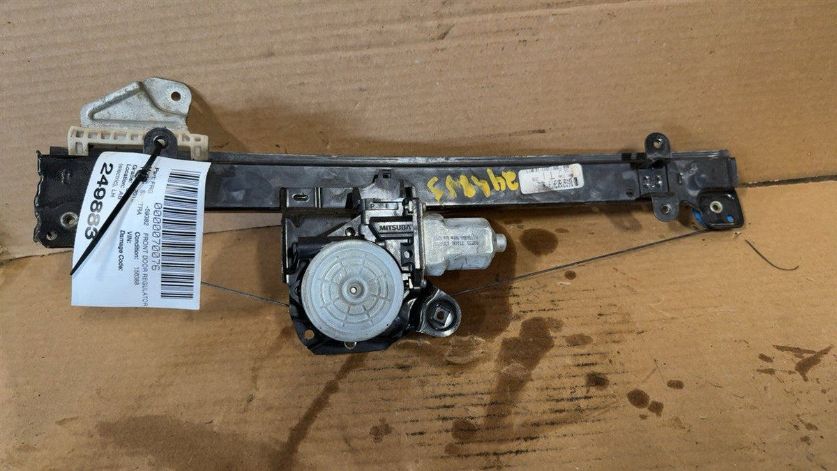 Window Regulator from a 2015 Nissan Sentra, front, left side, photo 1