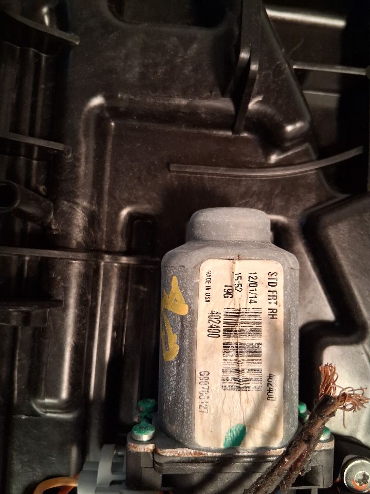 Window Regulator from a 2015 Kia Optima, front, right side, photo 3