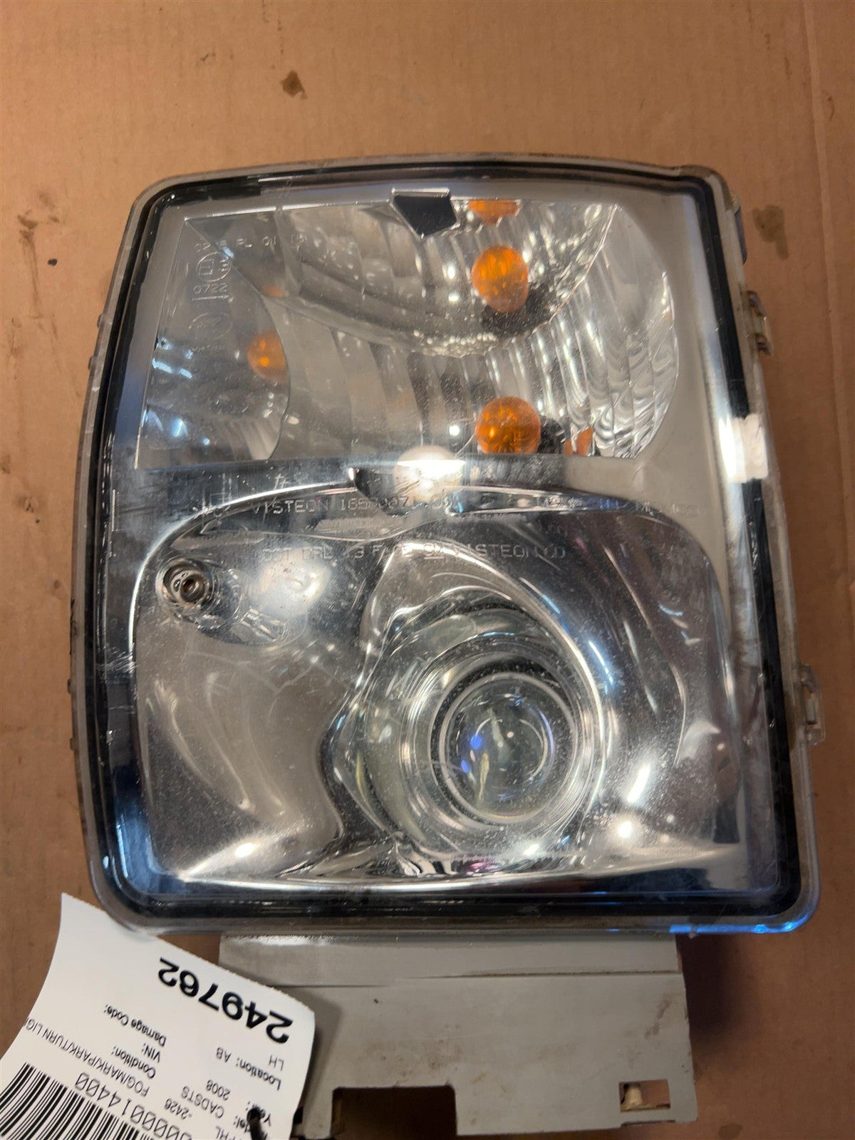 Side Marker Light from a 2008 Cadillac STS, left side, photo 1
