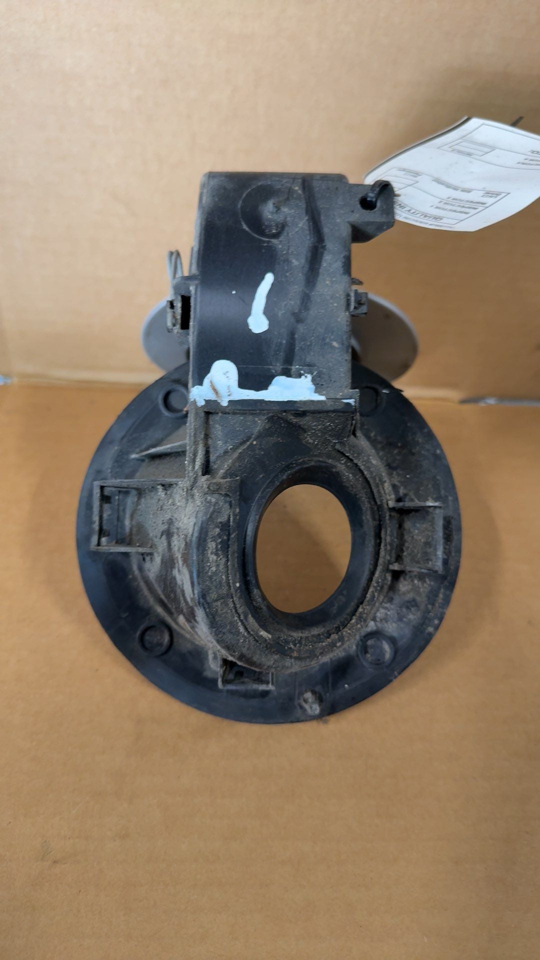 Fuel Door from a 2011 Lincoln MKZ, photo 4