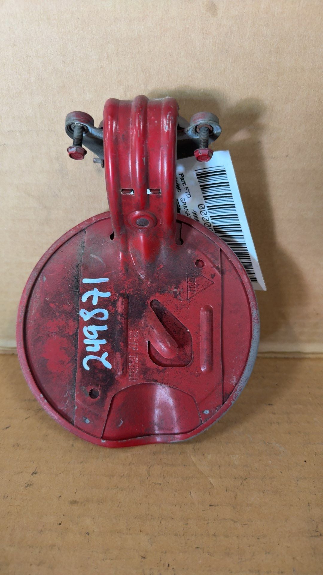 Fuel Door from a 2004 Pontiac Grand Am, photo 2