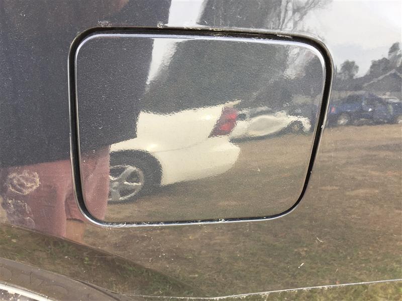 Fuel Door from a 2017 Nissan Altima, photo 1