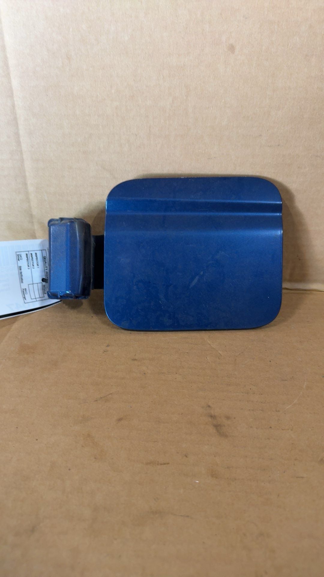 Fuel Door from a 2005 Kia Spectra, photo 1