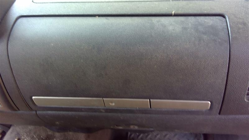 Glove Box from a 2013 Chevrolet Silverado 1500, upper, photo 1