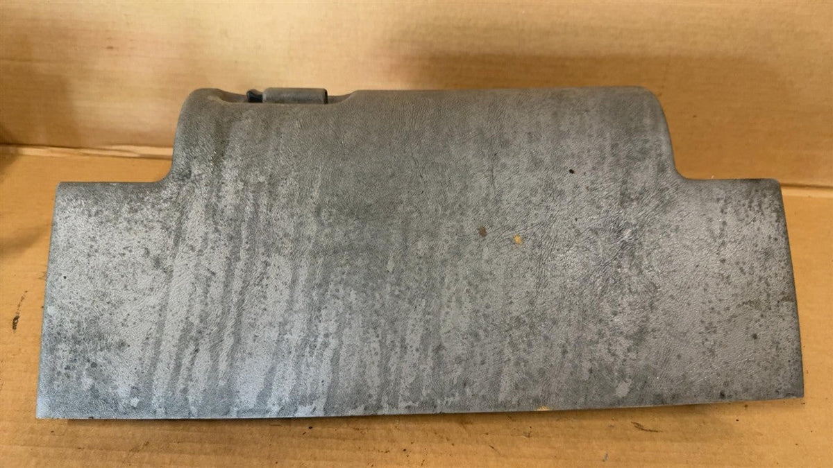 Glove Box from a 1999 Chevrolet Suburban 1500, photo 2