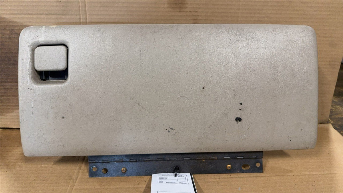 Glove Box from a 2006 Chevrolet, photo 1