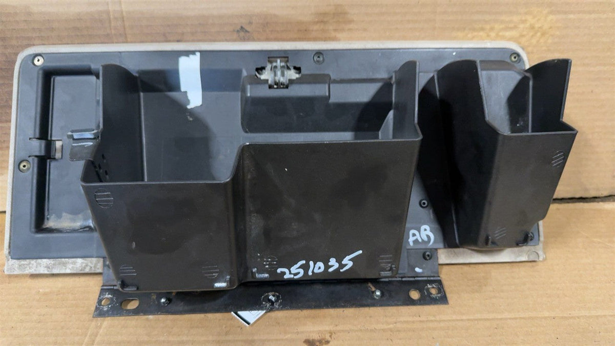 Glove Box from a 2006 Chevrolet, photo 2