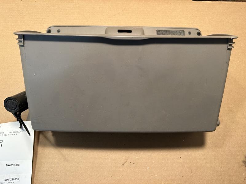 Glove Box from a 2003 Toyota Corolla, photo 3