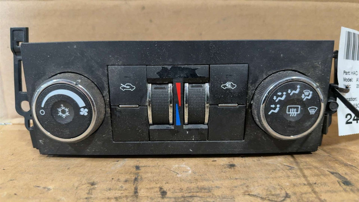 Auxiliary (Roof) Climate Control Panel from a 2010 Chevrolet Avalanche 1500, photo 2
