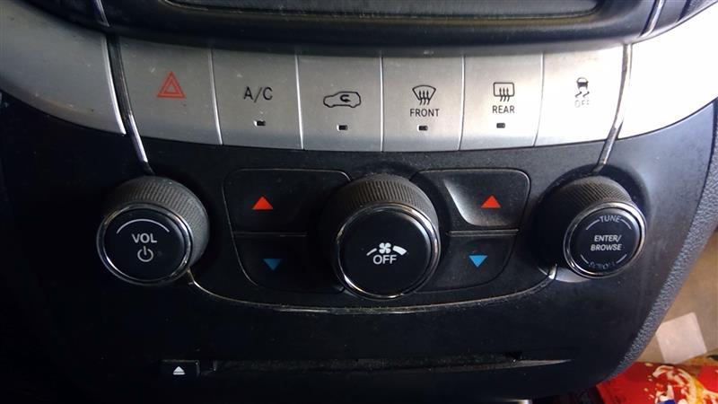Climate Control Panel from a 2012 Dodge Journey, photo 1