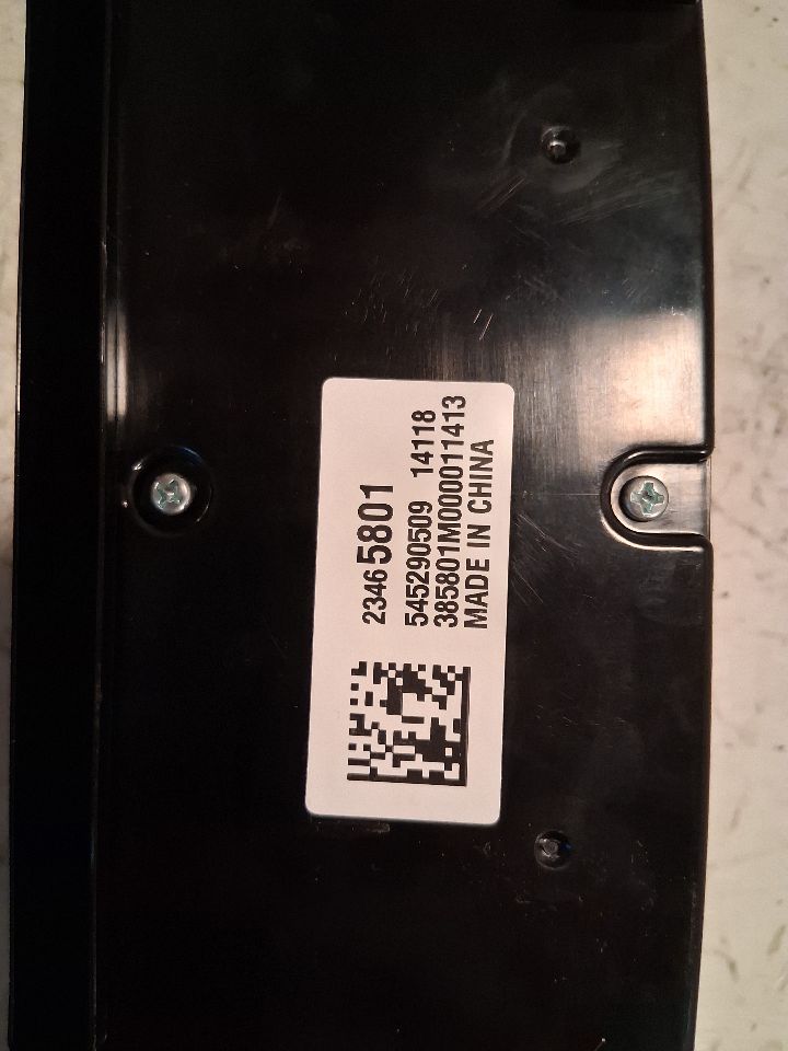 Climate Control Panel from a 2015 Chevrolet Malibu, photo 4