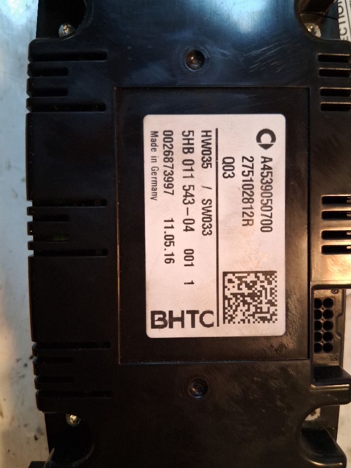 Climate Control Panel from a 2016 Smart, photo 4