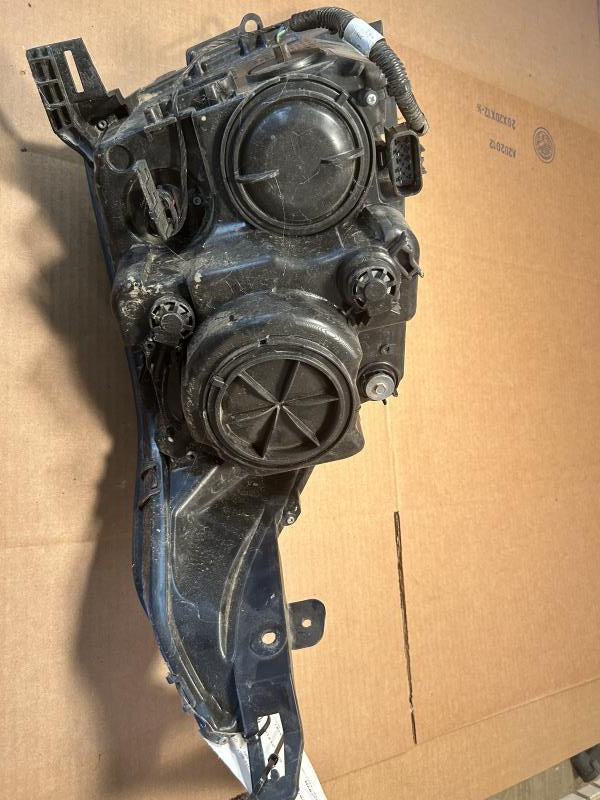 Headlight Assembly from a 2012 Cadillac SRX, right side, photo 2
