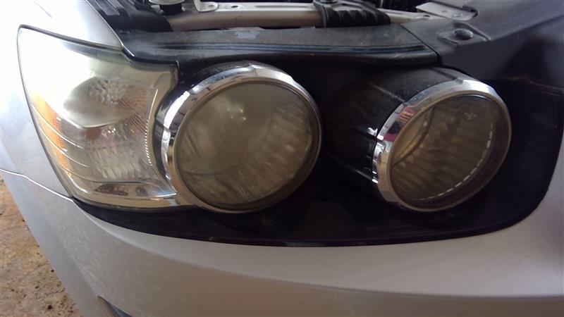Headlight Assembly from a 2015 Chevrolet Sonic, right side, photo 1