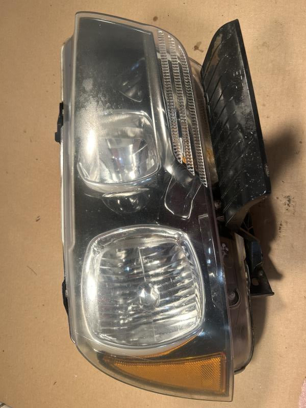 Headlight Assembly from a 2014 Dodge Charger, right side, photo 2
