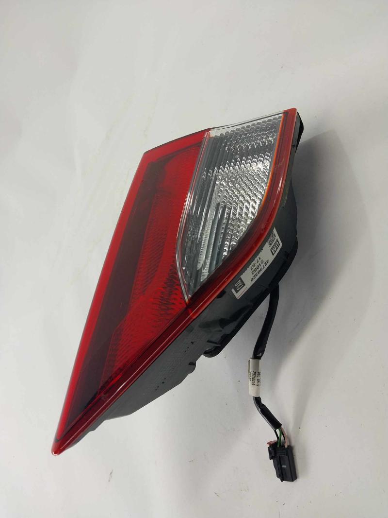 2021-2025 Chevy Trailblazer RH passenger tailgate mounted Tailight assembly OEM - Used - Photo 4