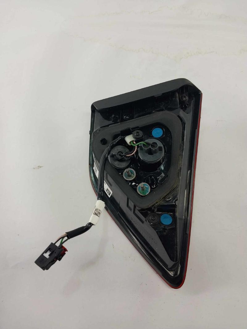 2021-2025 Chevy Trailblazer RH passenger tailgate mounted Tailight assembly OEM - Used - Photo 6