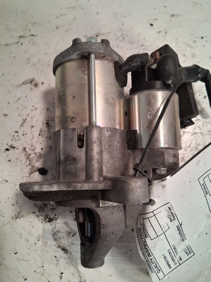 ABS Pump Module from a 2010 Buick Enclave, photo 1