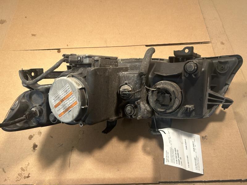 Headlight Assembly from a 2008 Acura TSX, right side, photo 3