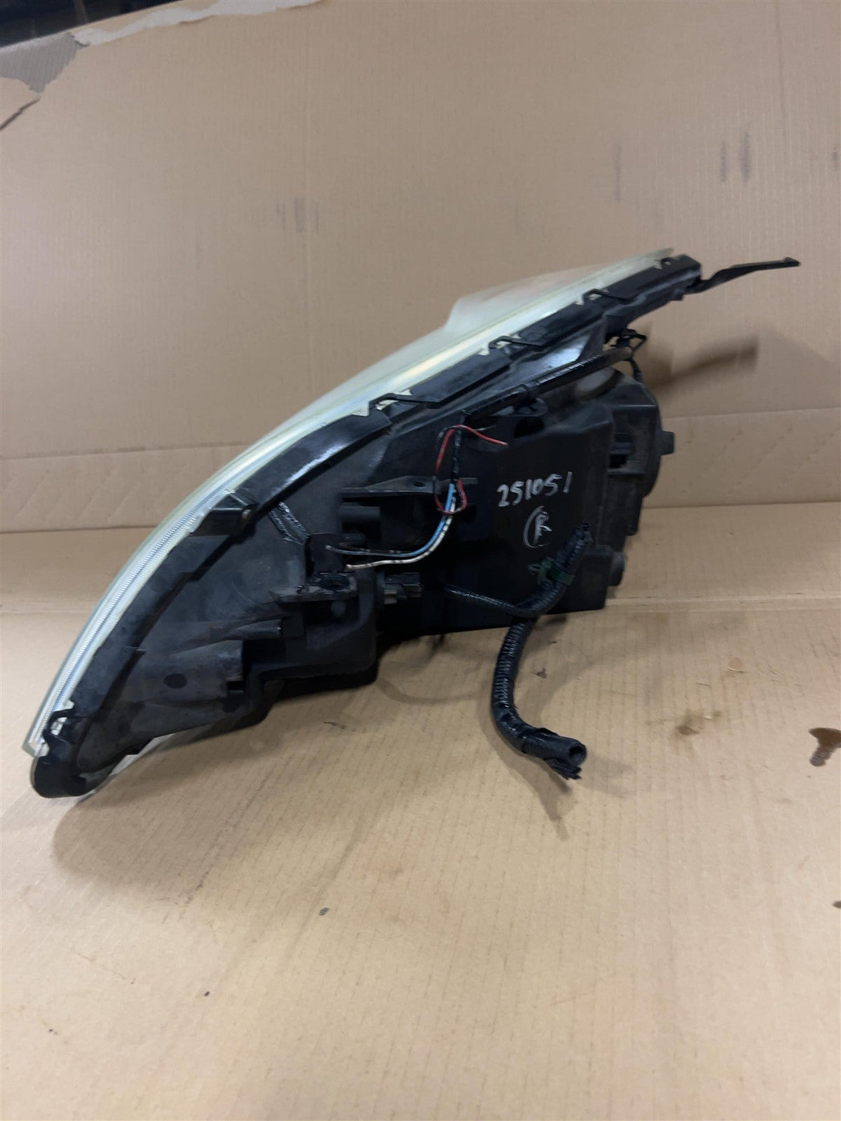 Headlight Assembly from a 2008 Honda CR-V, right side, photo 3
