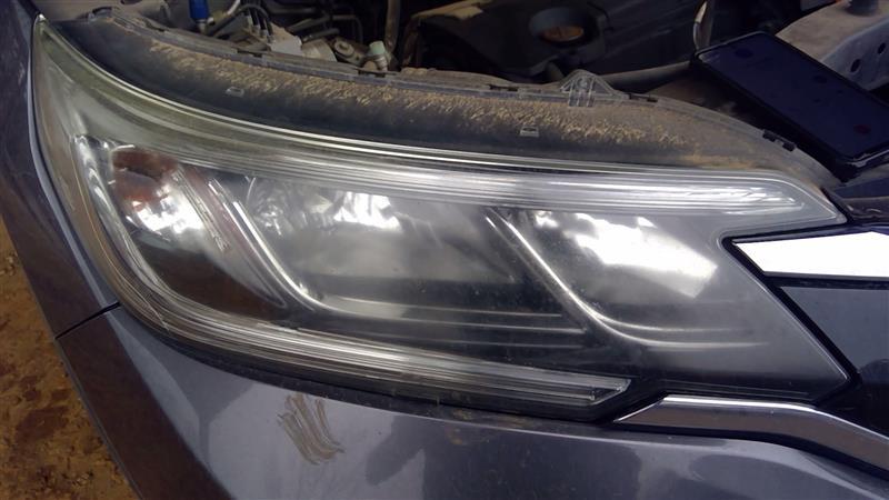 Headlight Assembly from a 2016 Honda CR-V, right side, photo 1