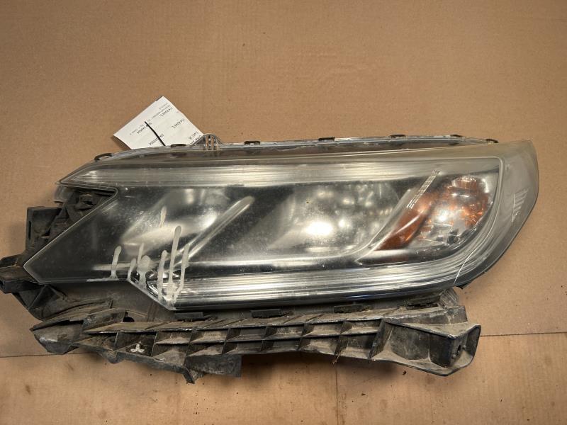 Headlight Assembly from a 2016 Honda CR-V, left side, photo 2