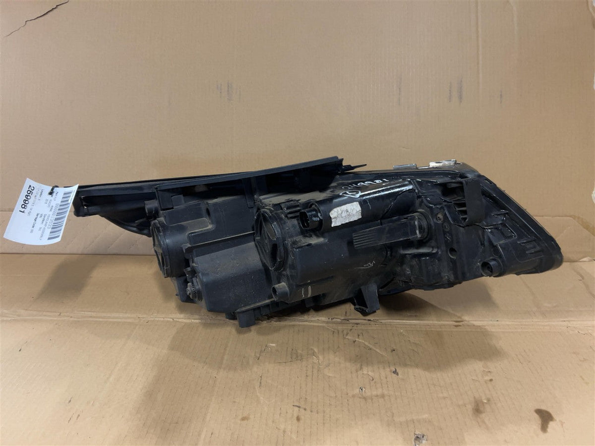 Headlight Assembly from a 2016 Kia Optima, left side, photo 3