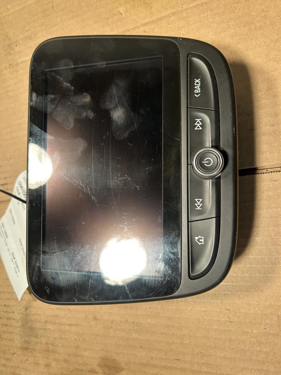 Info Display Screen from a 2018 Chevrolet Malibu, photo 1