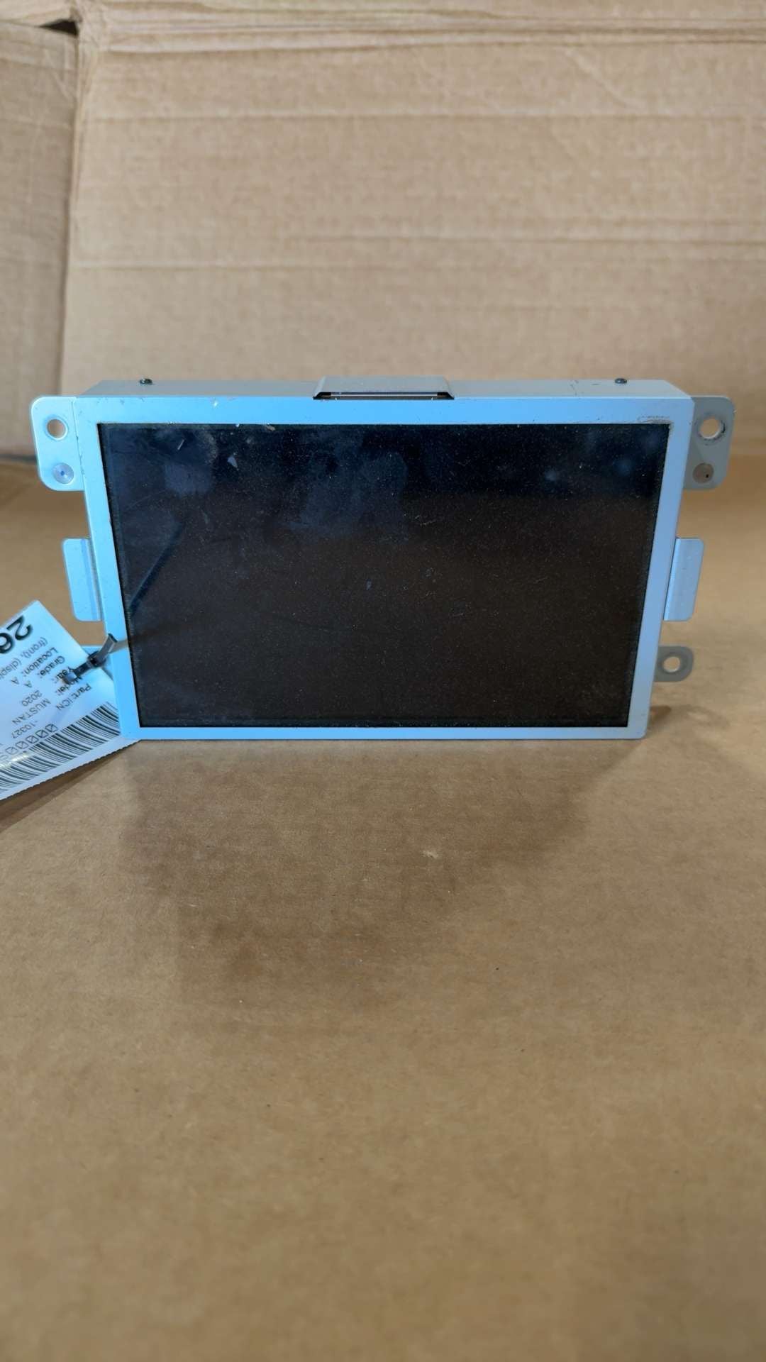 Info Display Screen from a 2020 Ford Mustang, photo 1