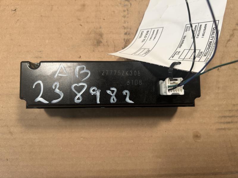 Navigation DVD Player from a 2008 Nissan Maxima, photo 1